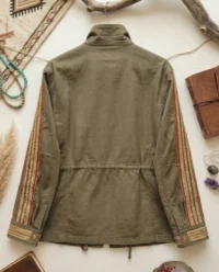 chaqueta verde boho trasera