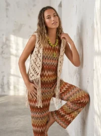 model conjunto estampado chaleco